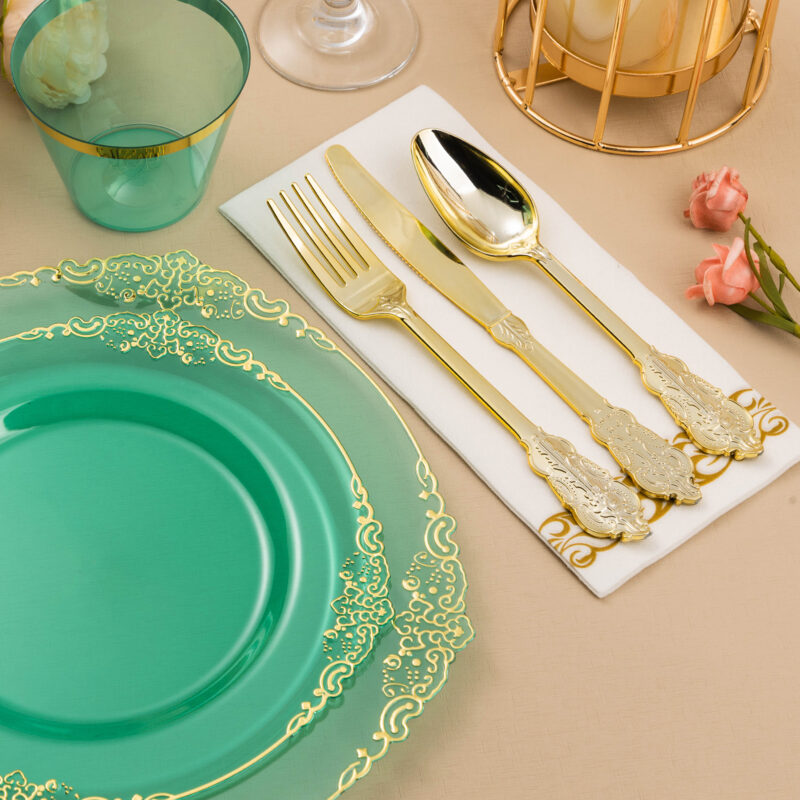 10.4&8.3 Clear Green Plastic Dinnerware Sets 3
