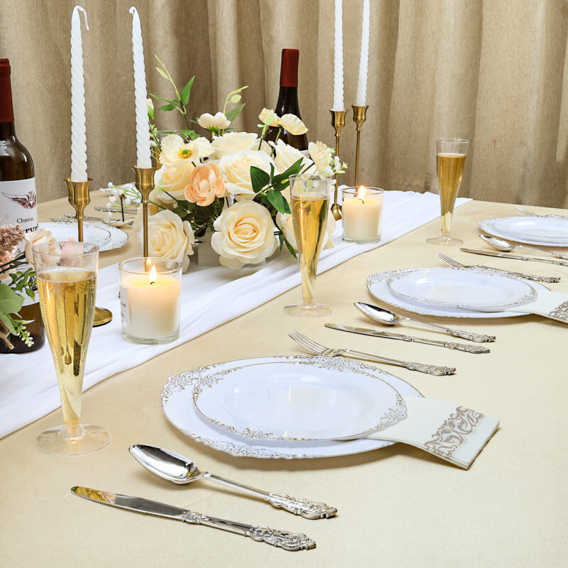 4.5oz Silver Glitter Plastic Champagne Flutes 4
