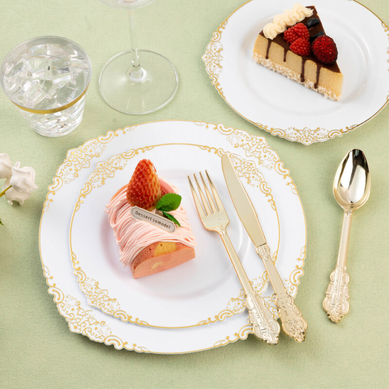 Gold Rolled Retro Plastic Cutlery Sets 2