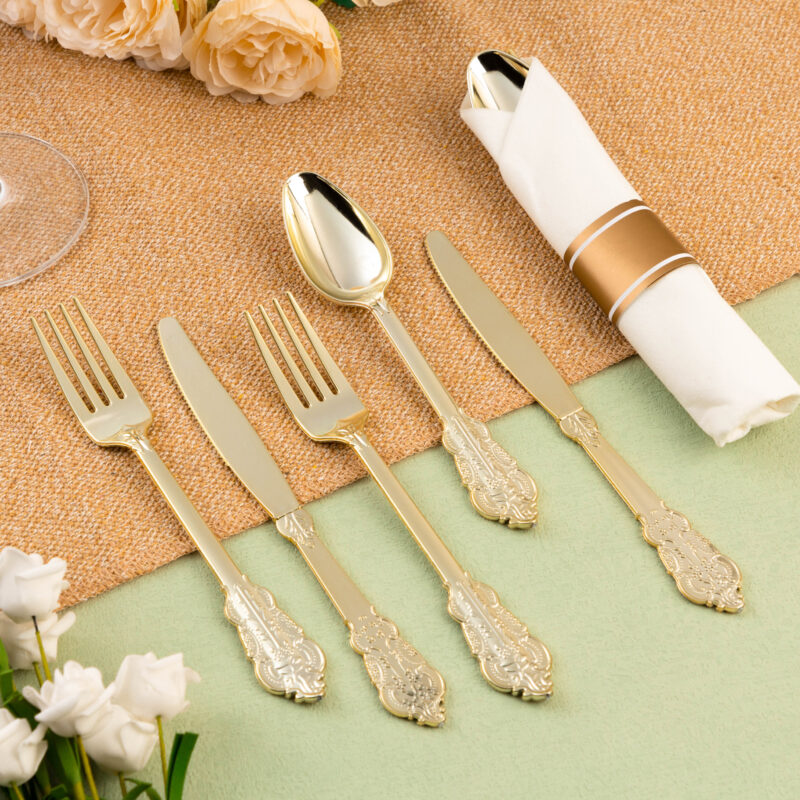 Gold Rolled Retro Plastic Cutlery Sets 3