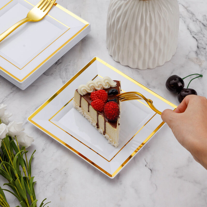 Gold Square Plastic Plates with Forks 4