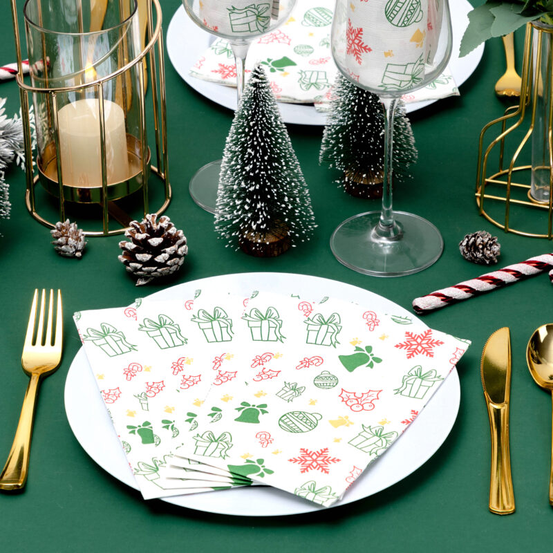 Green Christmas Tree Napkins 3
